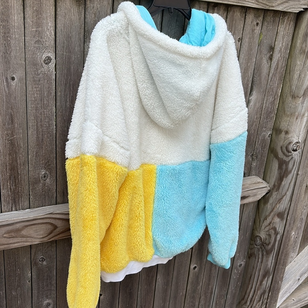 Disney small character fleece hoodie. NWOT!! - Picture 6 of 8